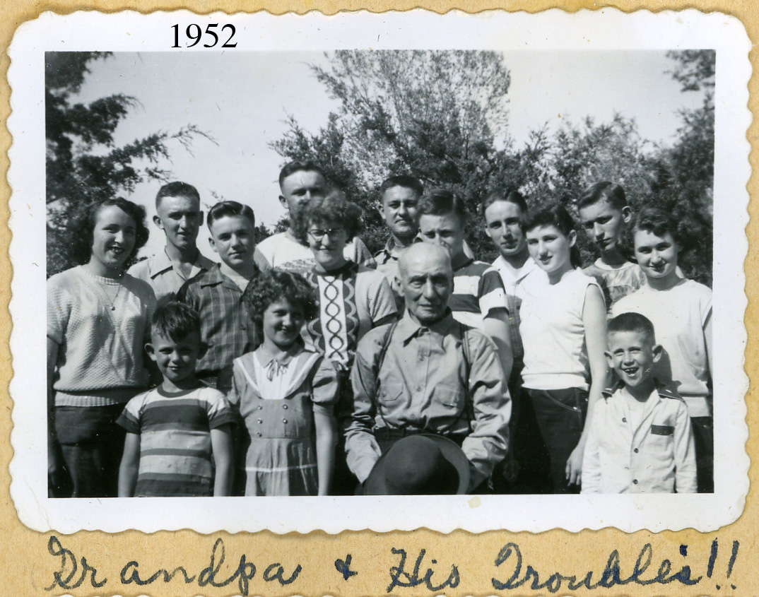 Anton LORENCE grandchildren, Esbon, Jewell Co. KS 1952